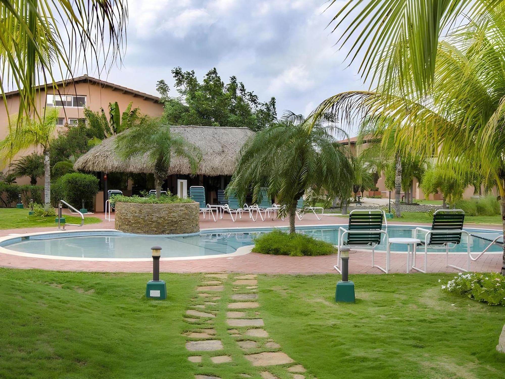 Aruba , Eagle Beach Townhouse Palm Beach Exterior foto